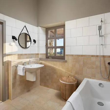 Rustic Sylbum With A Pool In Istria Villa